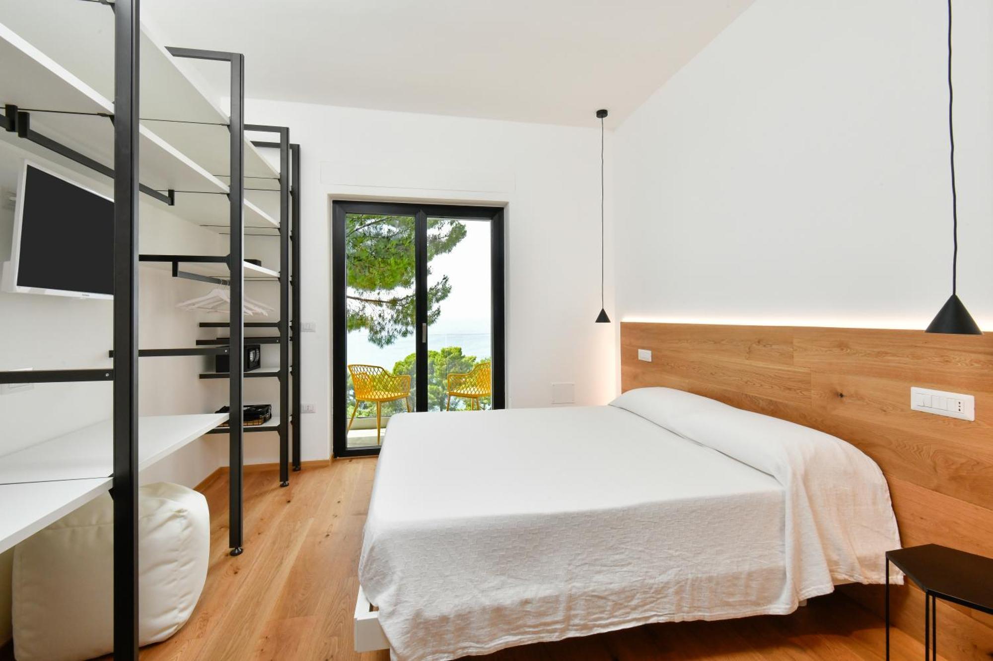 Albeca Boutique - Relais De Charme Sul Mare Bed and breakfast 3*